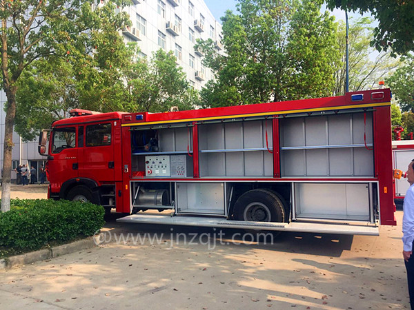 重汽洗消消防車(chē) 微信圖片_20180407075127.jpg